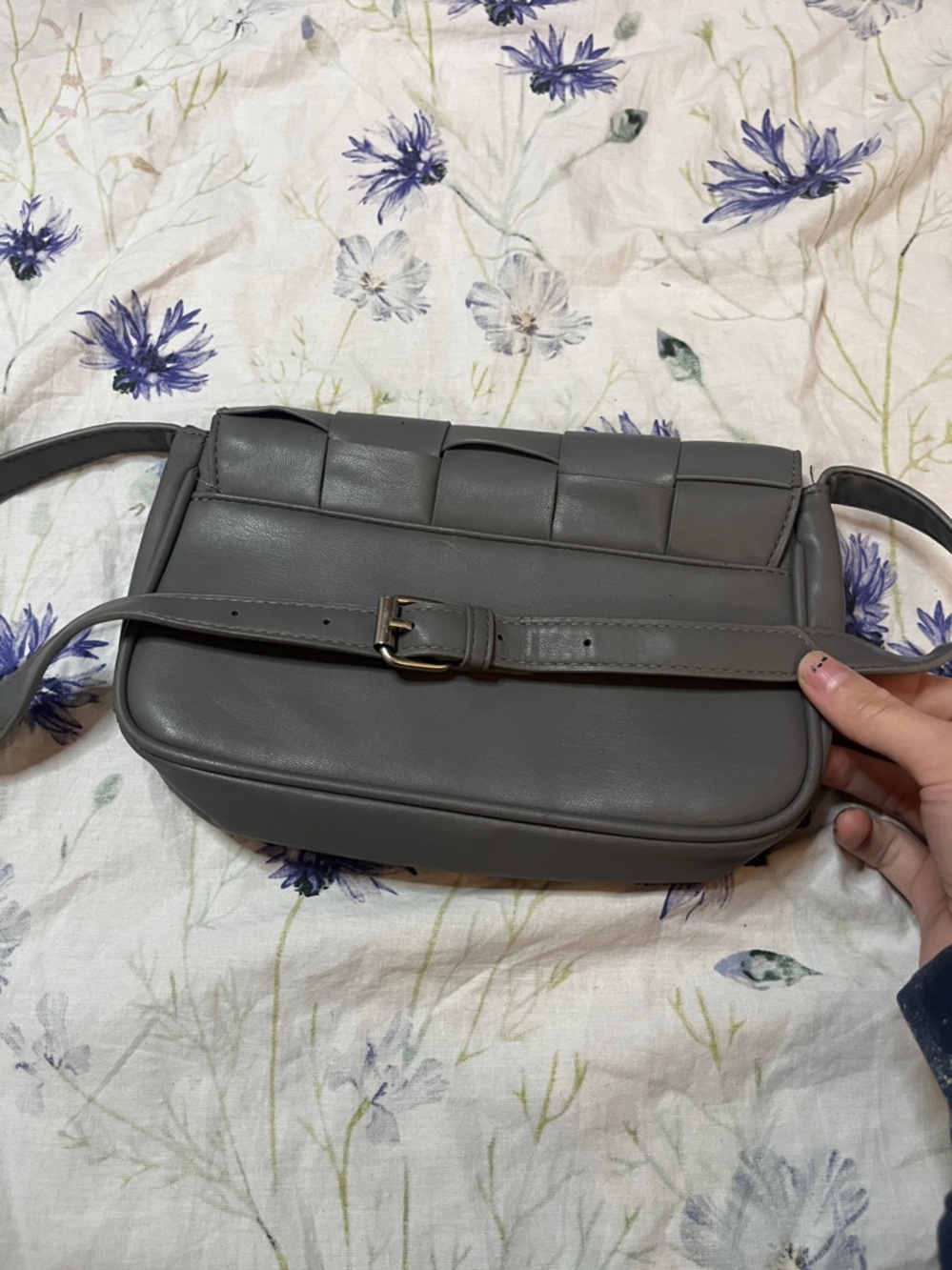 Woven Front Crossbody Bag in Gray - Picture 5 of 8